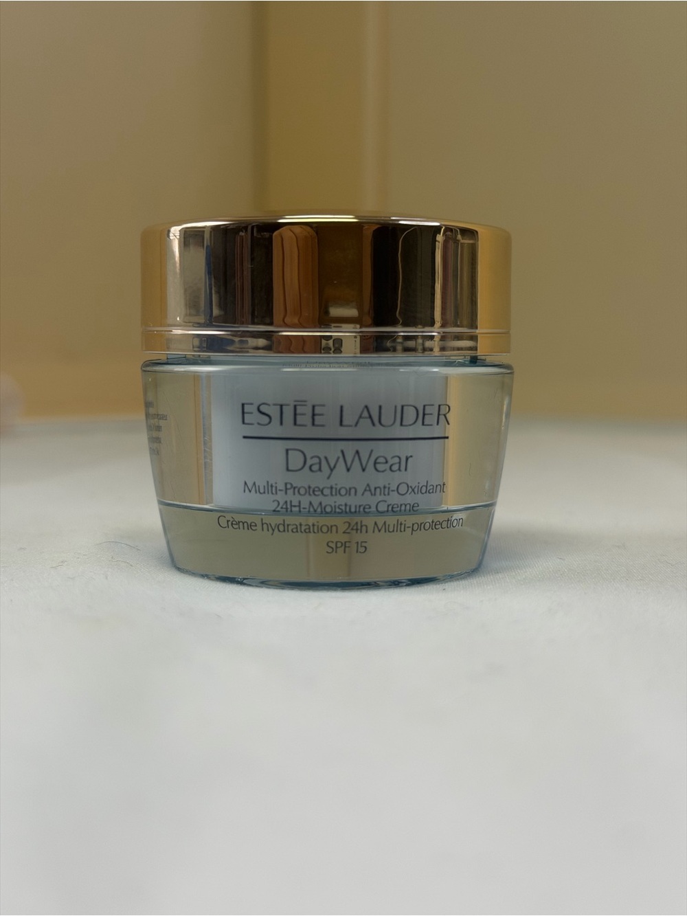 Estee Lauder DayWear Moisture Crème - Gold & Light Blue
